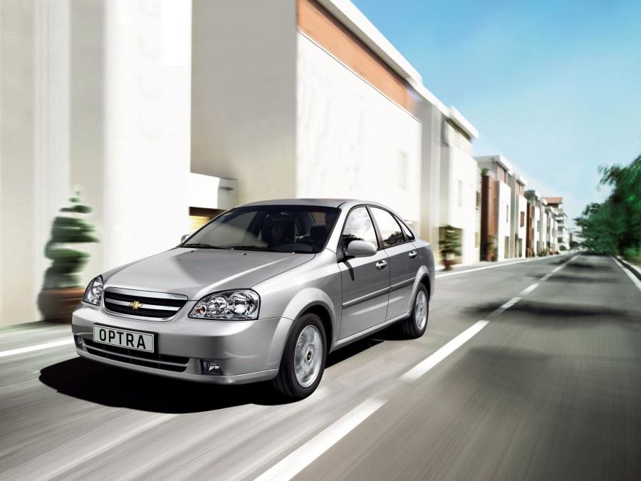  Chevrolet Optra Sedan 2004 года  (фото 2 из 12)